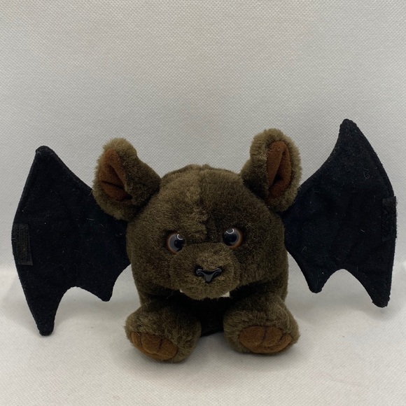 Vintage MJC Purr- Fection Plush Bat with Wings Fangs Stuffed Animal Halloween - Picture 1 of 11